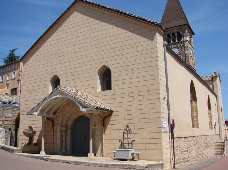 L'Eglise - Vaux-en-Beaujolais