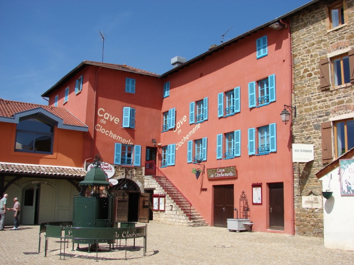 La cave de Clochemerle - Vaux-en-Beaujolais