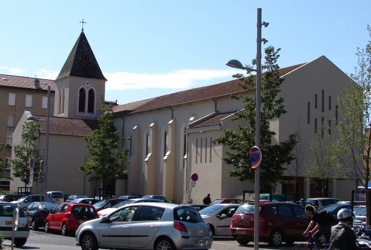 L'Eglise Sainte-Madeleine - Villeurbanne