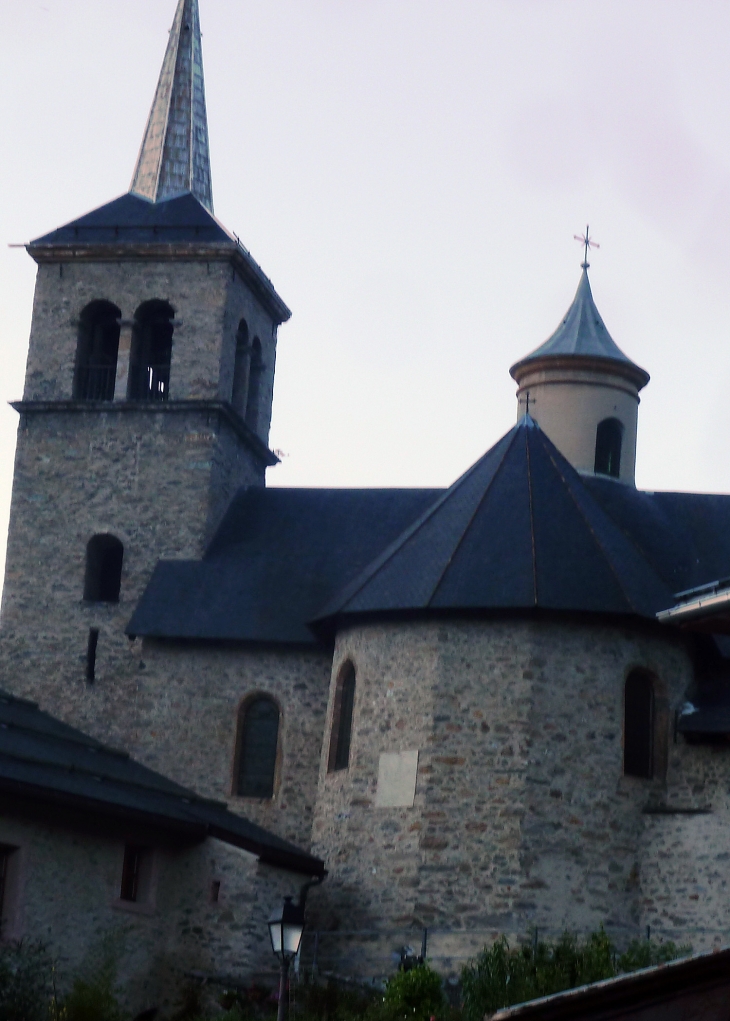 VILLARGEREL : l'église - Aigueblanche