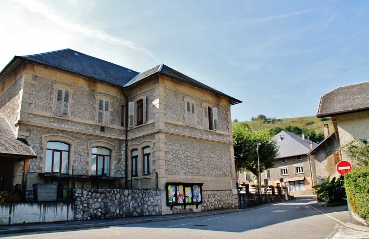 La Mairie - Coise-Saint-Jean-Pied-Gauthier