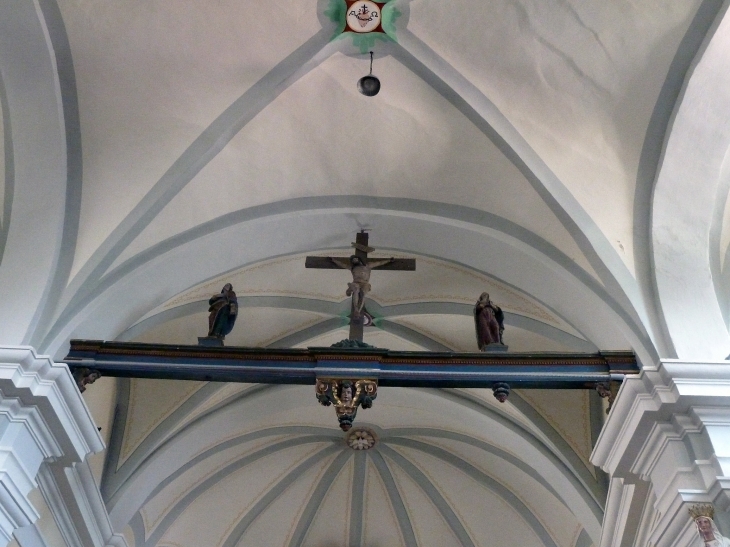 L'intérieur de l'église : poutre de gloire - Granier
