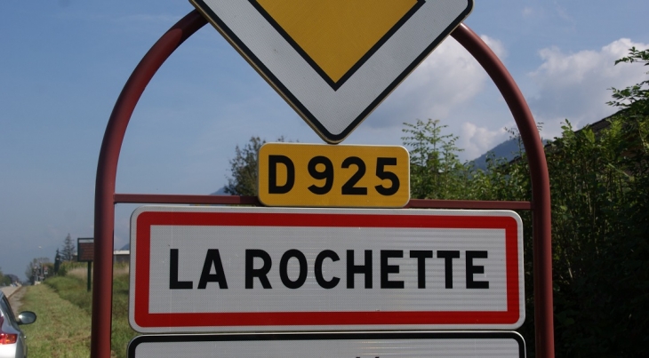  - La Rochette