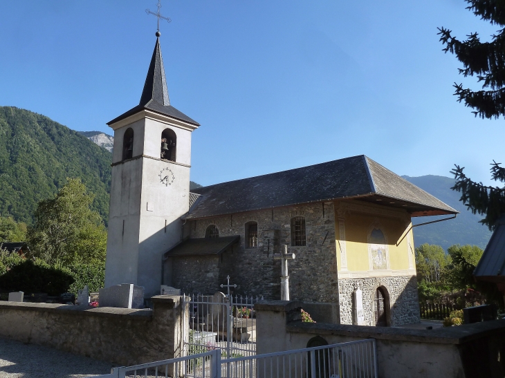 L'église - Notre-Dame-du-Cruet