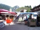 Photo suivante de Pralognan-la-Vanoise le marché, sur la place de la mairie
