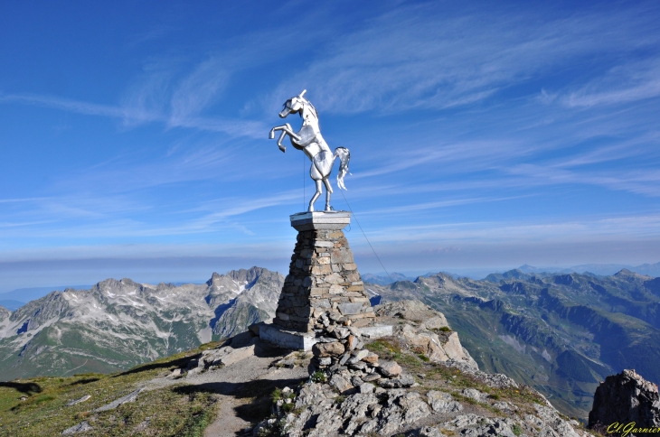 Cheval cabré - Sculpture au Cheval Noir - Saint-François-Longchamp