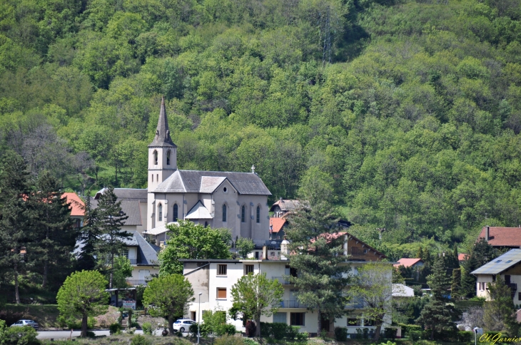 L'église de Saint Martin d'Arc - Saint-Martin-d'Arc