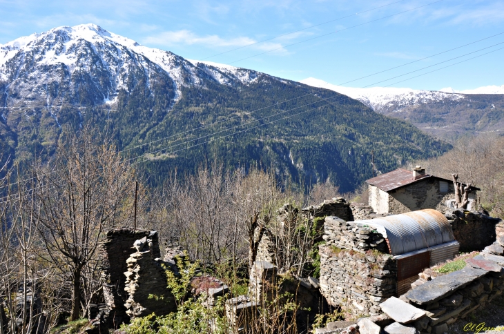 Photo à SaintMicheldeMaurienne (73140) Le Bois Dessus Saint