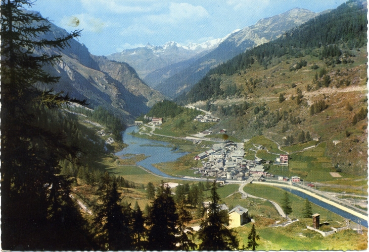 Le Villages des Brévieres (carte postale de 1970) - Tignes