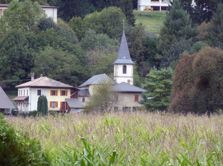 Vue sur le village - Villard-Sallet